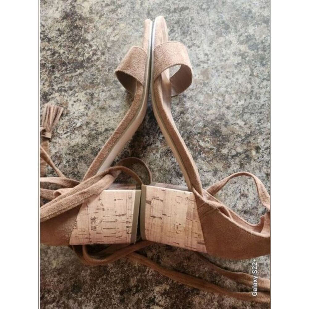 Indigo Rd suede fringed Lace-Up Block Cork Heel Sandals in tan NWT - Picture 4 of 7